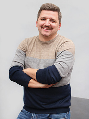 Petr Hejdušek, obchodní manažer / junior business manager